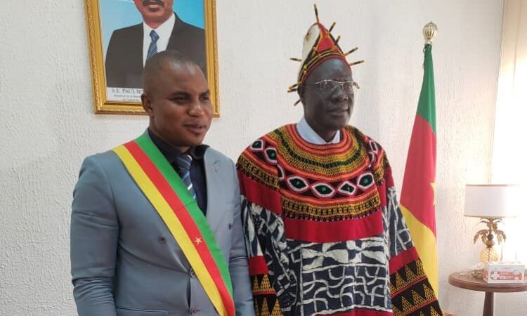 Bafut Council Mayor Ngwakongoh Lawrence with Cameroon's Minister of Youth Afairs Mounouna Foutsou